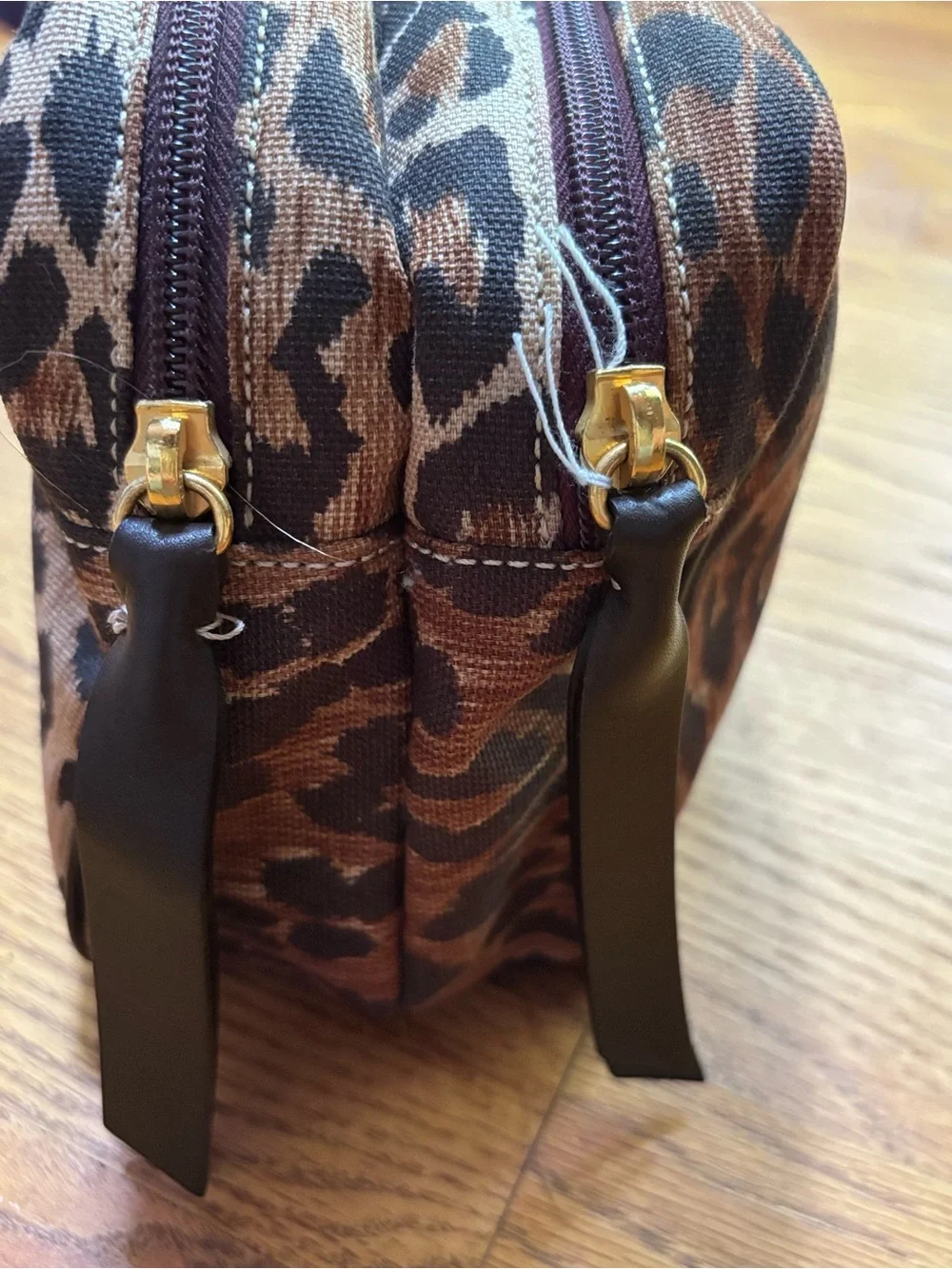 Dolce & Gabbana Leopard Animal Print Cosmetic Makeup Bag Authenticity Card